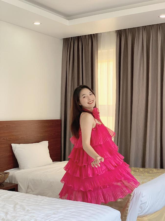SEASIDE Danang Hotel Bagian luar foto